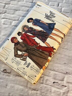 Vintage Vogue Pattern 9097 Misses’ Dress  or Top and Pants